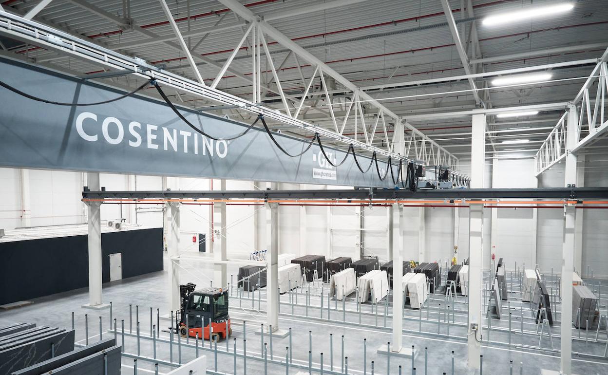 Grupo Cosentino abre un nuevo 'Center' en Polonia