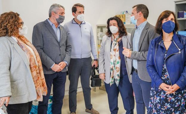 Imagen principal - Salud en Almería | Purchena reabre su Centro de Salud gracias a la colaboración entre Diputación, Junta y Ayuntamiento