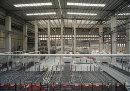 Cosentino estrena la mayor fábrica de piedra ultracompacta del mundo