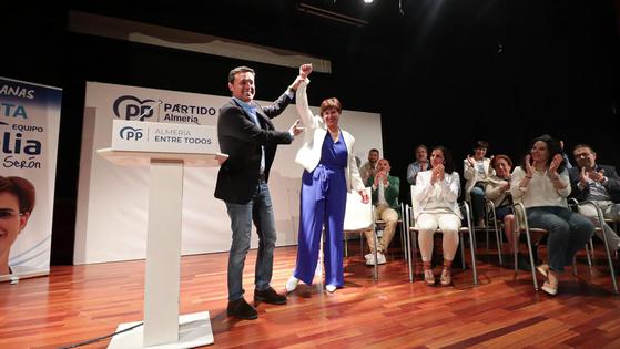 Celia Granados se rodea del mejor equipo para ganar las elecciones en Serón