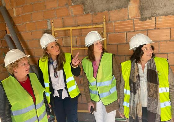 Diputación y Junta visitan las obras del PFEA que mejoran las infraestructuras del Almanzora