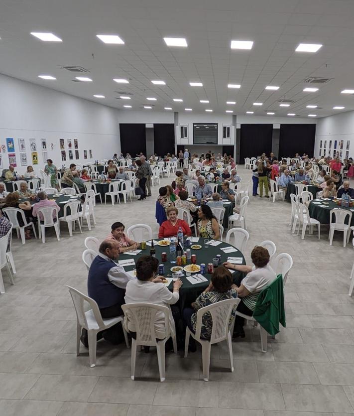 Imagen secundaria 2 - Paella en Albox para celebrar el Día de las Familias