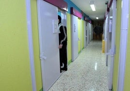 La familia del joven que murió en centro de menores de Tierras de Oria pide prisión para los vigilantes y el coordinador