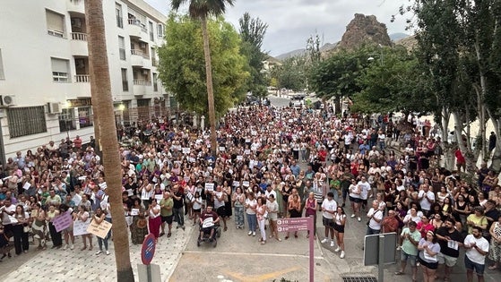 'Todos somos Pili': Macael reclama justicia por la brutal agresión sexual a su vecina