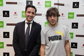 Alonso inaugura en singapur la II convención de distribuidores de Cosentino en Asia