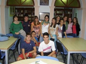 El Club de Lectura Juvenil de Purchena comienza la lectura de “Qué poca prisa se da el amor” del escritor Martín Casariego