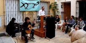 'Las palabras no se las lleva el viento, las palabras dejan huella'. Primera actividad del Perro Asirio