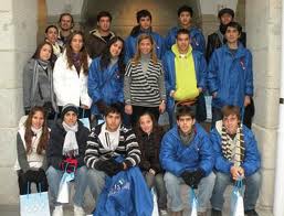 Jóvenes de Olula del Río desarrollan sus habilidades emprendedoras con un juego de simulación empresarial