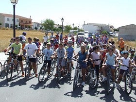 Más de 200 personas participan en el día de la bicicleta de Albox