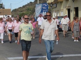 Historia de la ayuda a personas afectadas con cáncer desde Arboleas 'Walk for life'