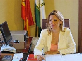 La delegada del Gobierno asiste en Serón a la reunión de la Mesa Comarcal por el Desempleo