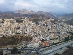 Cena benéfica en la comarca del mármol, unas de las más castigadas por el paro