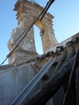 El PSOE de Cantoria denuncia que el Ayuntamiento ha permitido que se derrumbe parte del campanario del Palacio del Almanzora