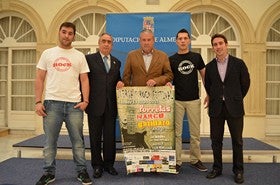 Colaboración entre el Ayuntamiento de Fines y 'The Juerga's Rock Festival'