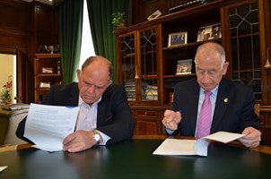 Cantoria asume la urbanización de la travesía de la A-1100 con los Planes Provinciales