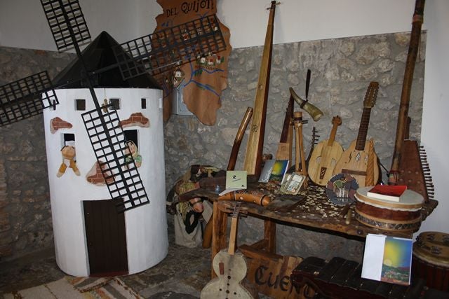 Serón acoge el I Encuentro, Creativo, Artístico y Cultural en ‘La Estación de los Cuentos’