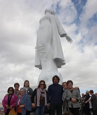 Dedican una estatua a Rosa Galera, asesinada por su exmarido en 2011