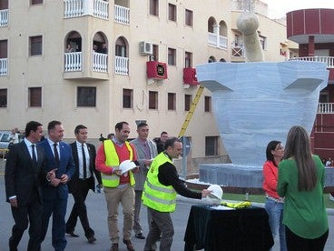 Macael cuenta oficialmente con el mortero más grande del mundo
