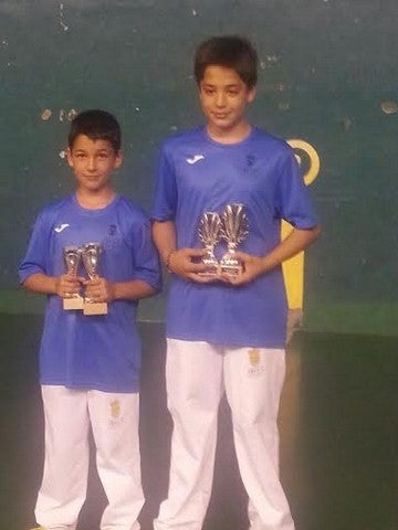 La pareja de frontenis de Tíjola campeones de Almería en su categoría