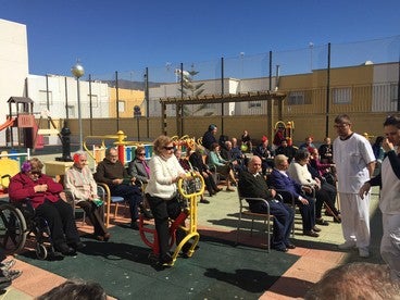 Un centenar de mayores participan en la jornada de convivencia de El Saliente