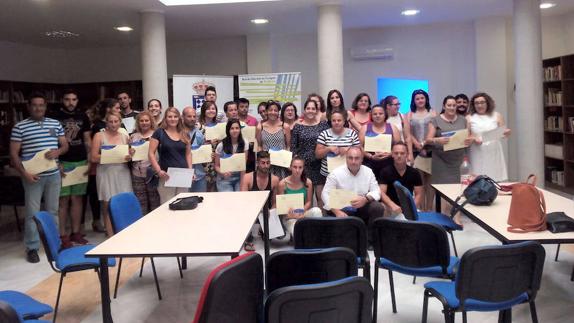 Diputación forma a 100 desempleados del Almanzora con cursos de manipulador de alimentos