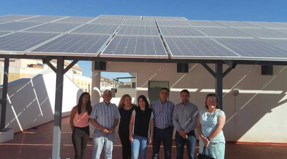 Albox se convierte en uno de los primeros ayuntamientos de Andalucía en nutrirse únicamente de energía solar