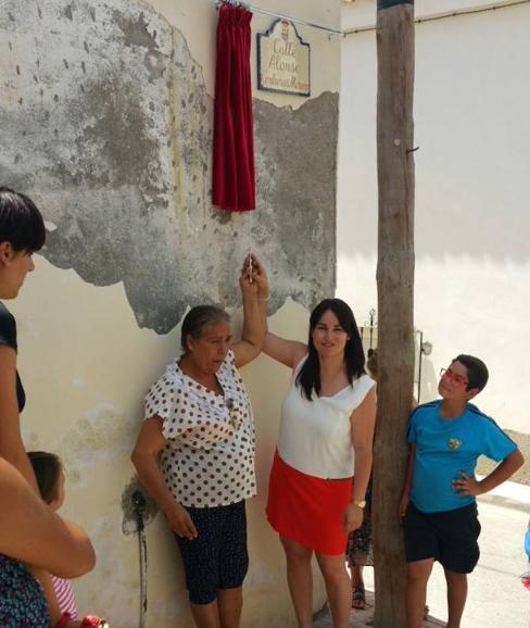 El Ayuntamiento de Albox dedica una calle al vecino Alonso Contreras, histórico miembro de Protección Civil