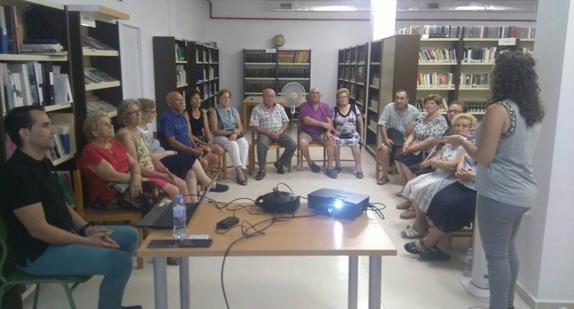 Los mayores de Cantoria aprenden en un taller local de envejecimiento activo