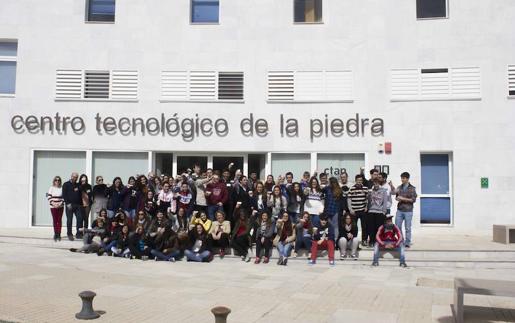 Izquierda Unida solicita apoyos para evitar el cierre del CTAP de Macael