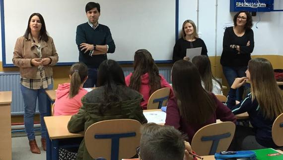 Los estudiantes de Albox aprenden sobre urbanismo para celebrar su día mundial