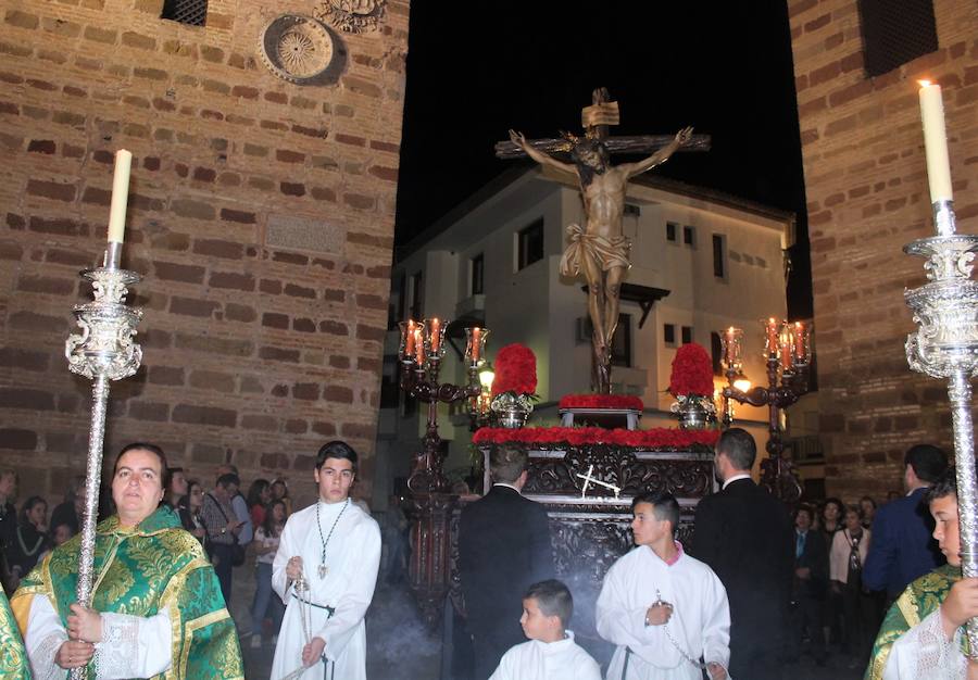 Cristo de la Providencia enfilando la Plaza de Santa María en el Vía Crucis de anoche. 