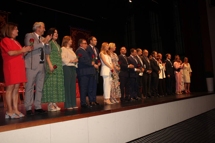 Integrantes de la nueva Corporación tras el final de la sesión. 