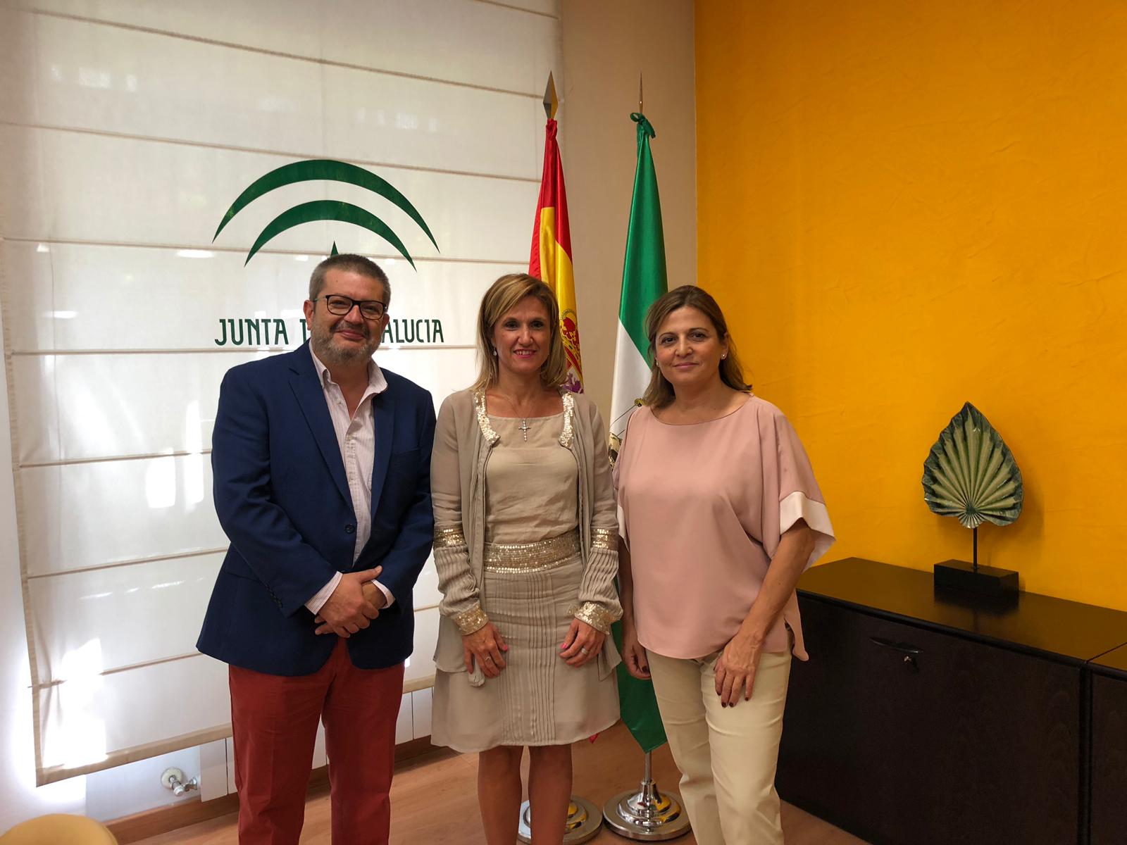 Foto Trinidad Rus, Pedro Castro y Sandra Moraleda