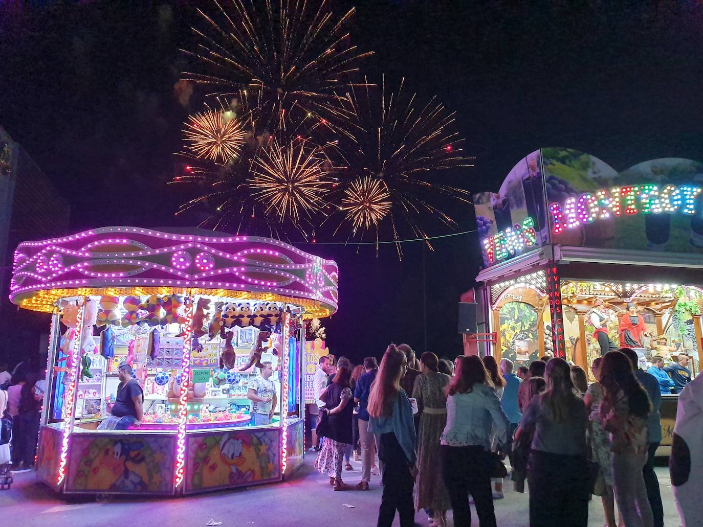 Los fuego artificiales pusieron el colofón a la Feria. 