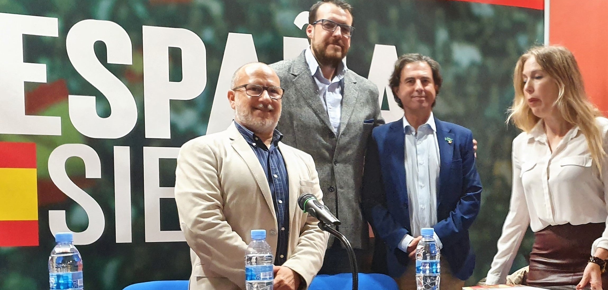 Vox se compromete en Andújar a defender al olivar y a las pequeñas y medianas empresas