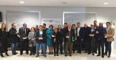 Personas premiadas tras la gala. 