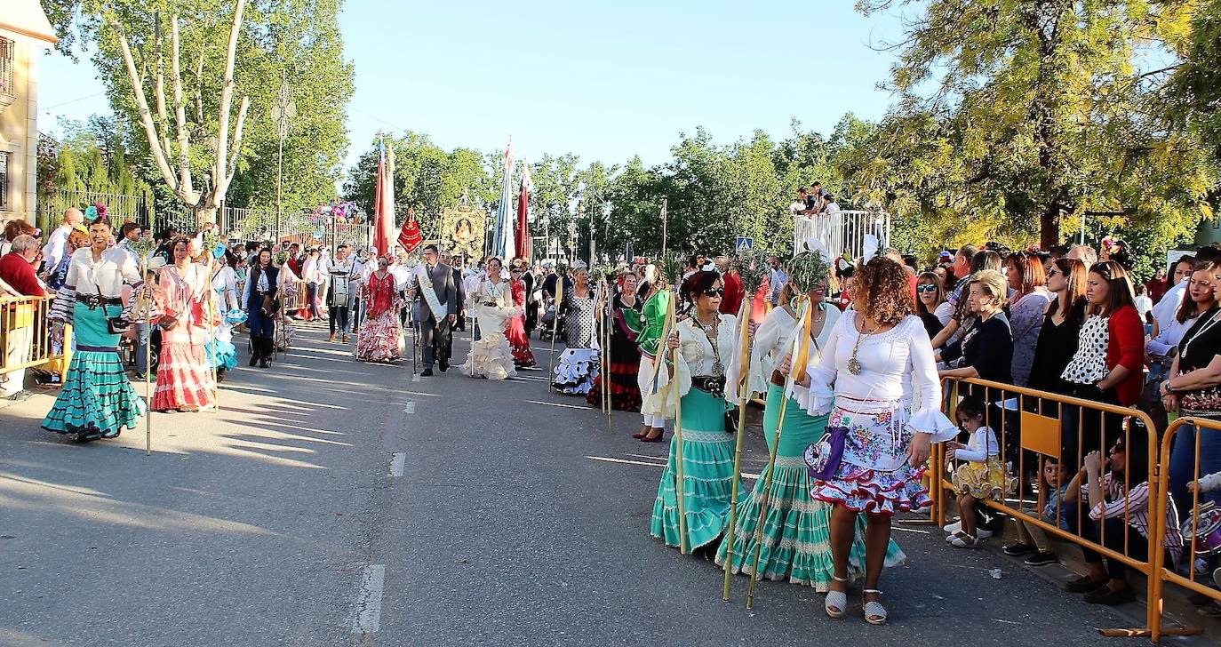 Recepción de cofradías filiales en Andújar, durante el Viernes Romero. 