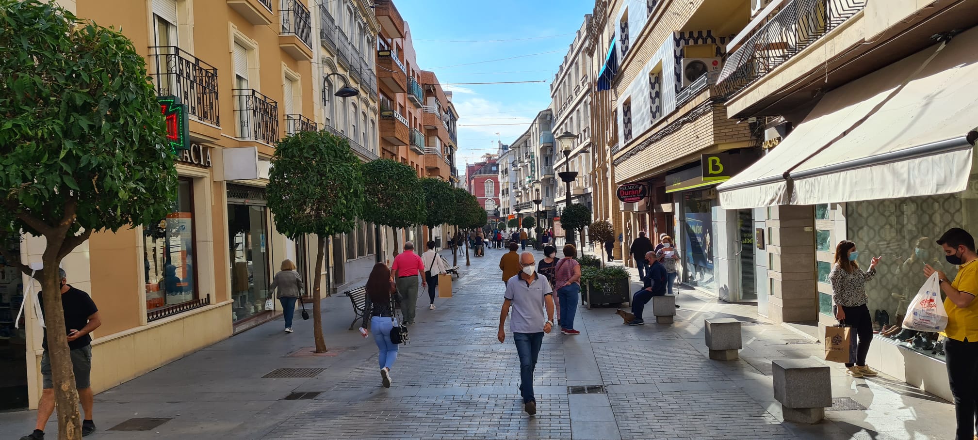 Calle Ollerías epicentro del Centro Comercial Abierto. 