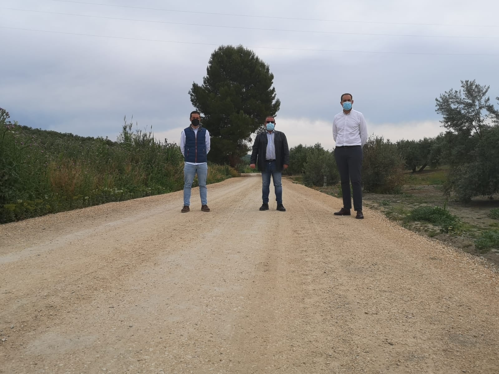 La Diputación colabora en el acondicionamiento y la mejora del camino rural 'Vereda del Algarbes', en Arjona