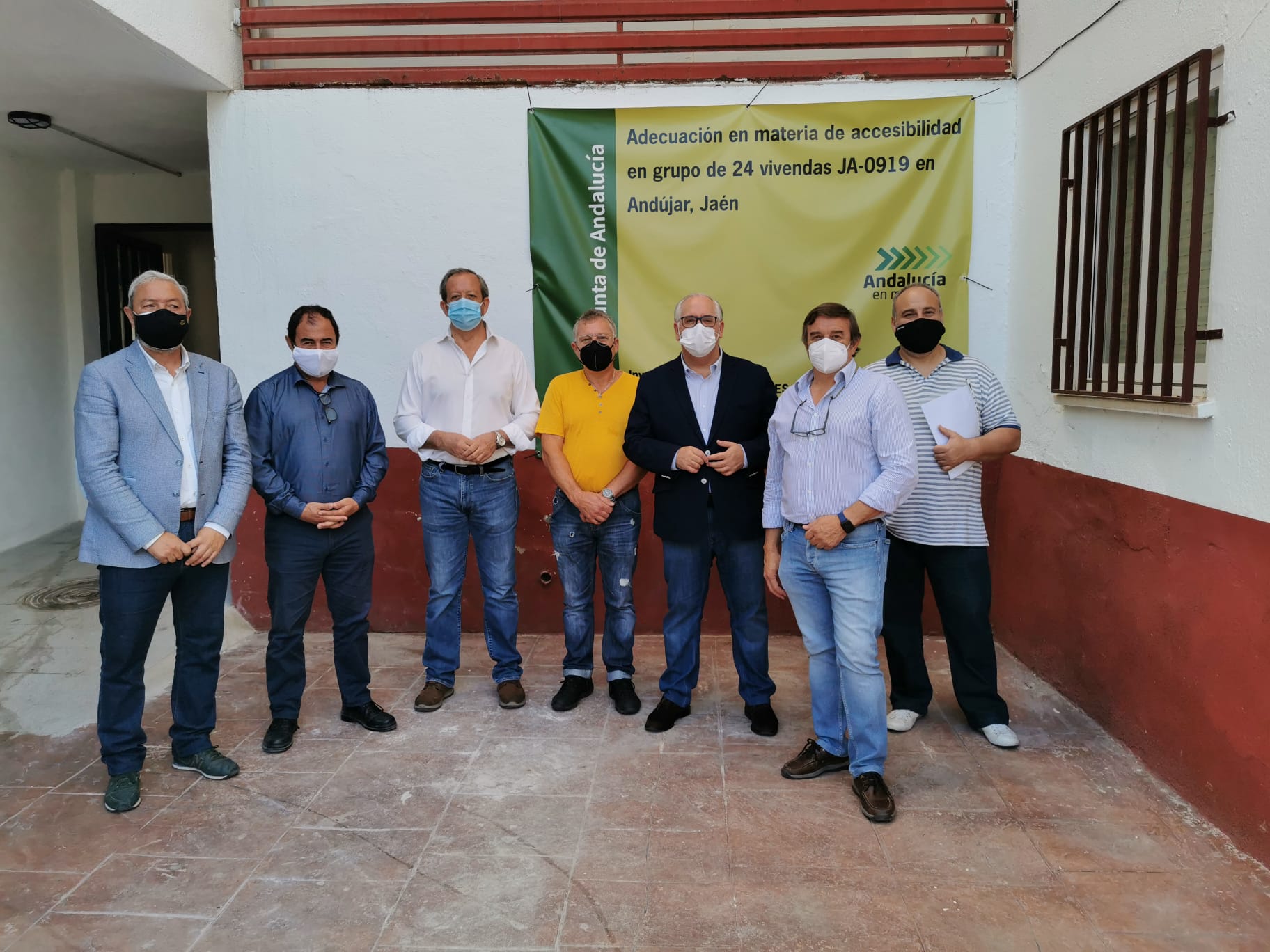 Visita del delegado Jesús Estrella a las obras del Sector Almería 