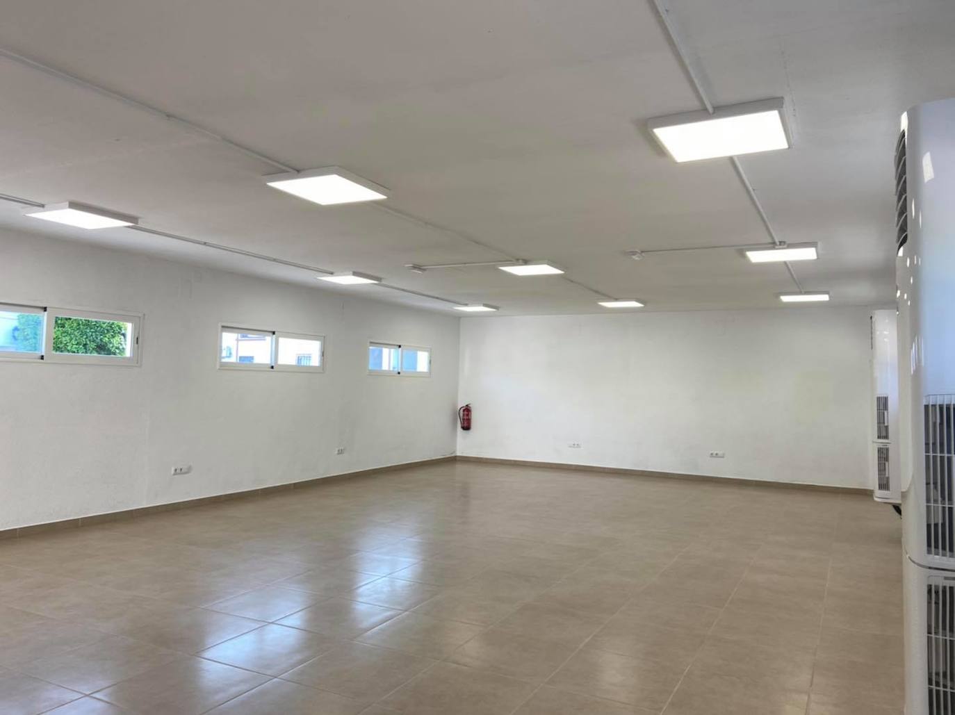 El poblado de Llanos del Sotillo ya tiene su centro cívico vecinal