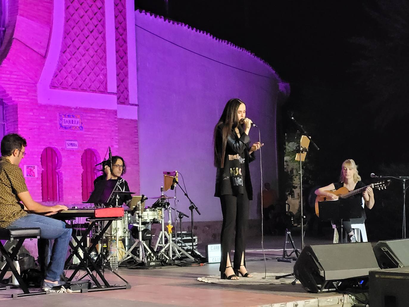 Carmen Caire, anoche en la plaza de toros. 