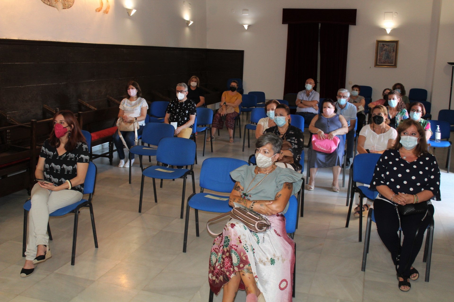 Asistentes a la sesión celebrada en el Palacio de los Niños de Don Gome. 