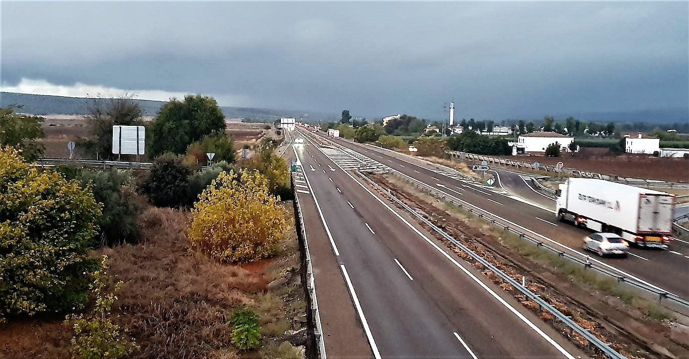 Recta del Sotillo, donde se pretende ubicar el Centro Logístico. 