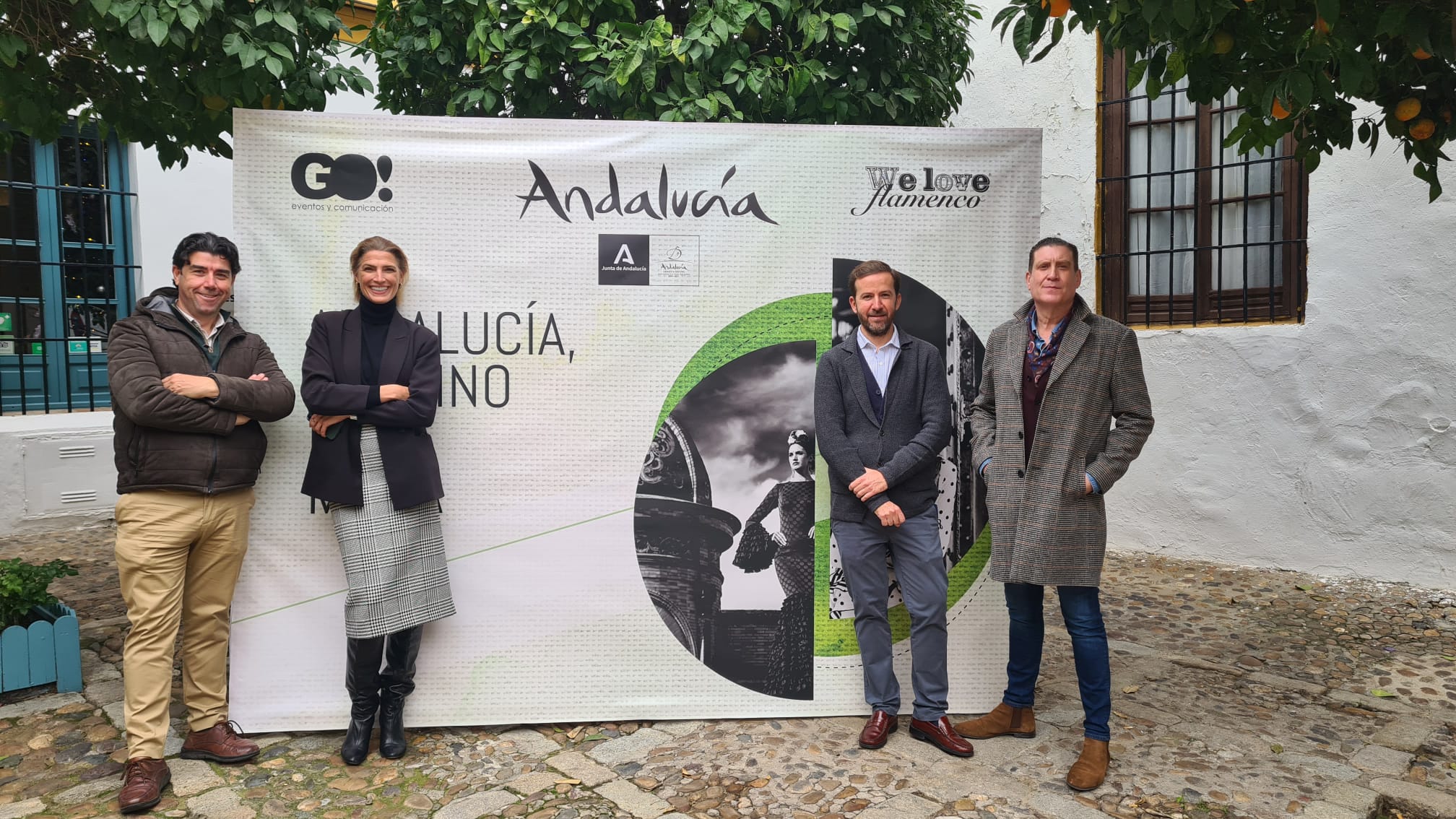 Responsables de la organización de Andújar Flamenca, con Laura Sánchez. 