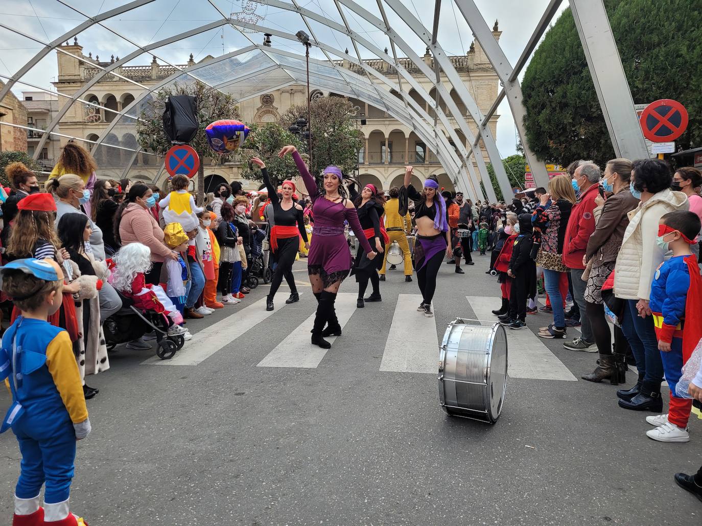 Aninmación en el pasacalles infantil de esta tarde. 