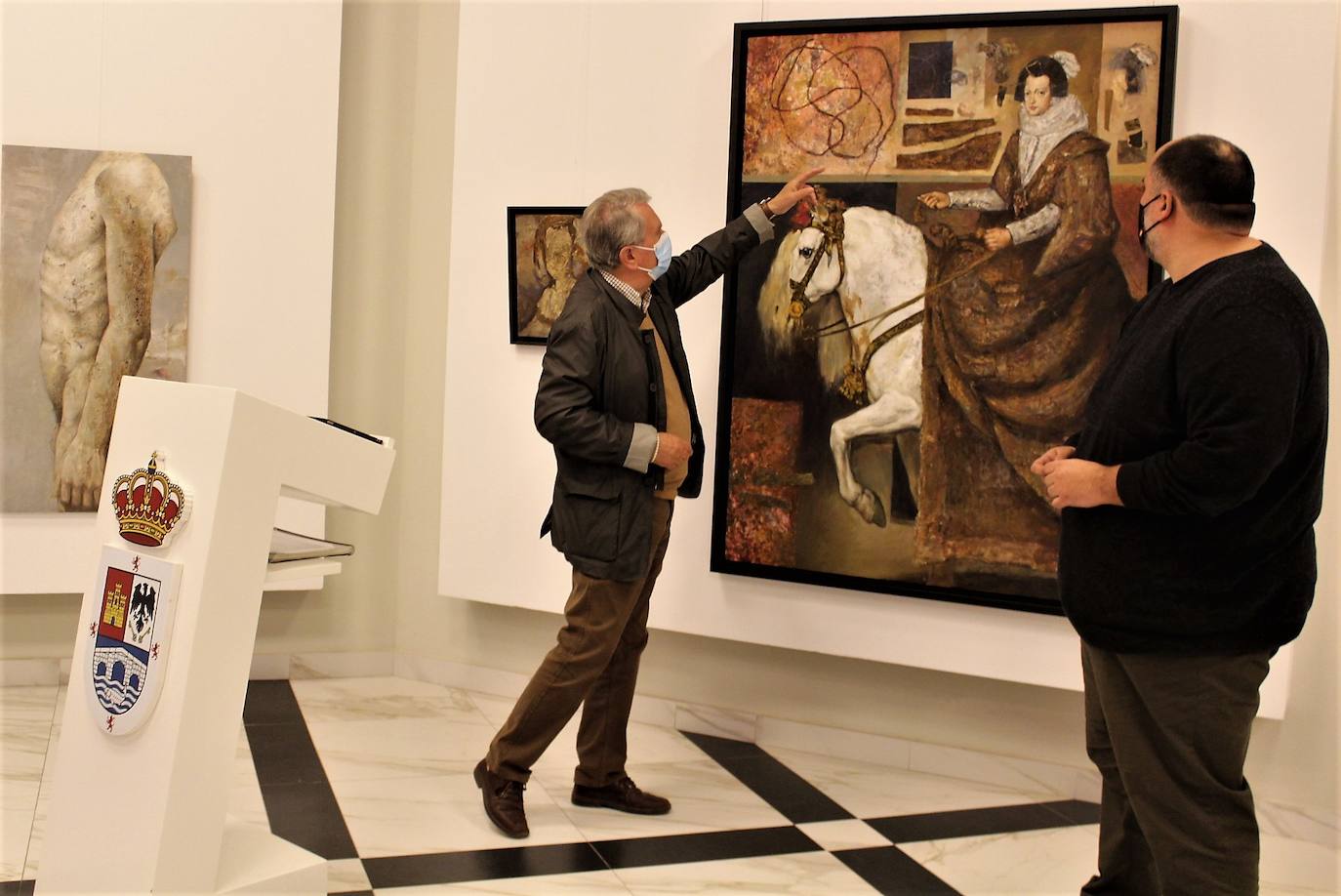 José Ramón Navarro comentó una de sus obras.. 