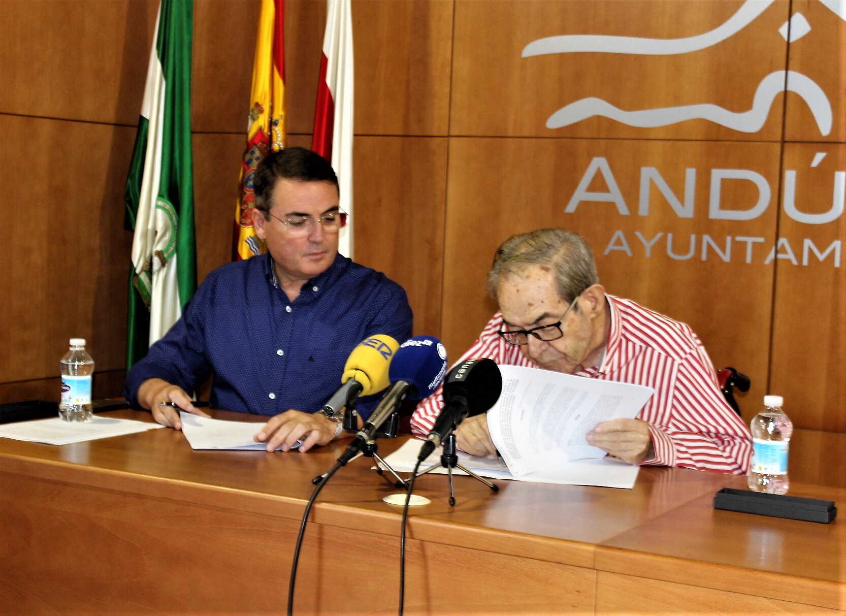 Andúar ratifica su compromiso con el sector comercial y empresarial con la firma de convenios con la Cámara de Comercio