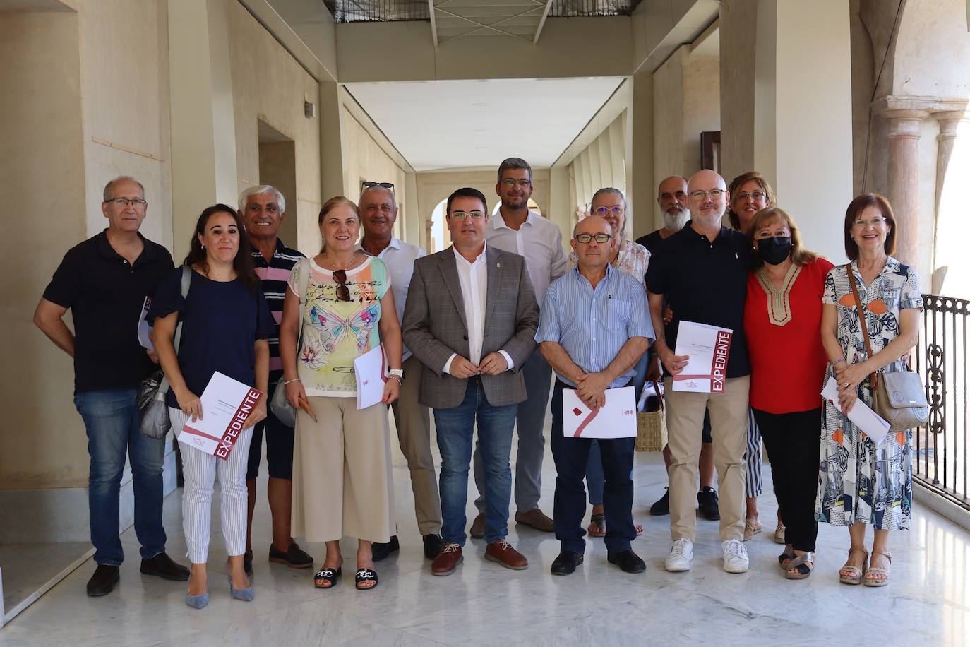 El Ayuntamiento renueva su colaboración con una decena de colectivos sociales y de la salud de Andújar