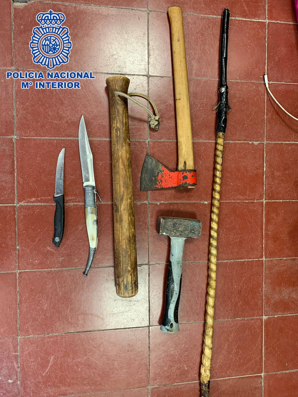 Armas detectadas en la detención ilegal por la Policía Nacional. 